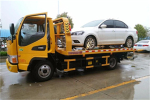 槐荫附近拖车救援24小时服务热线